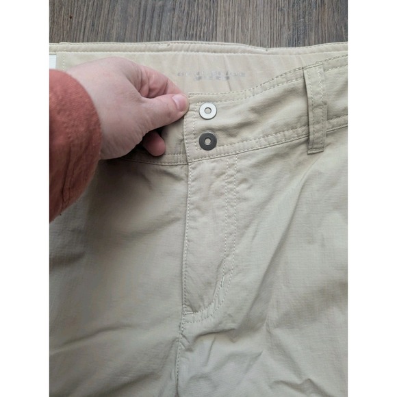 Columbia Pants Womens 8 Tan Omni Shade Convertible Straight Hiking Outdoor PFG - Picture 3 of 15